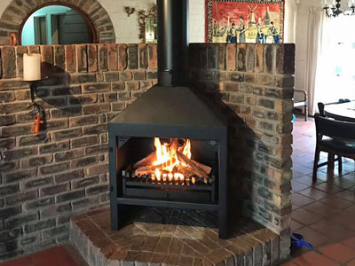 700 mm Slimline Fireplace with glass door
